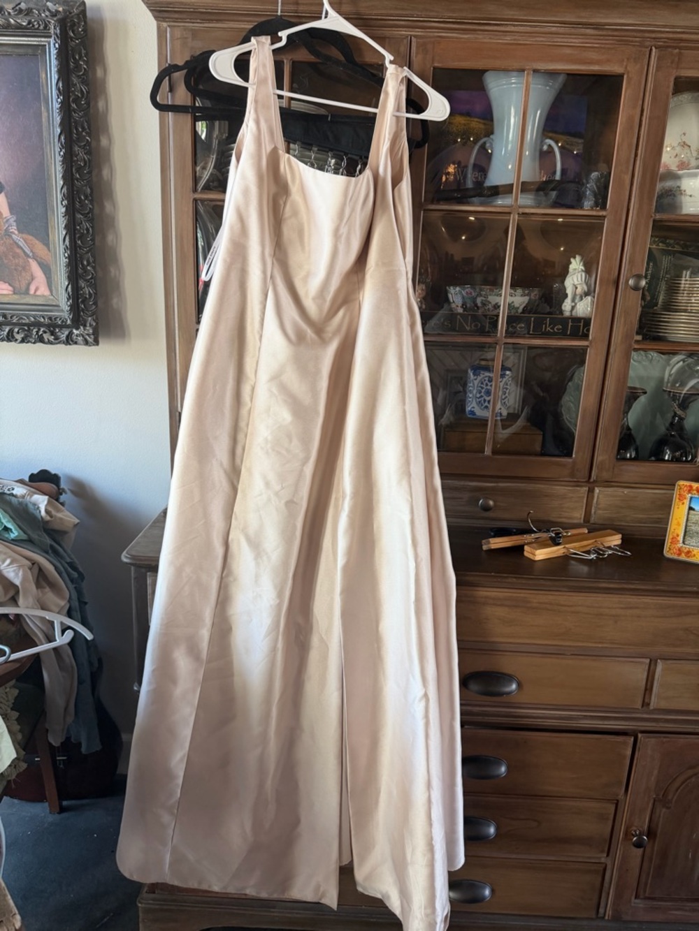 ALFRED SUNG Blush Satin Sleeveless Dress